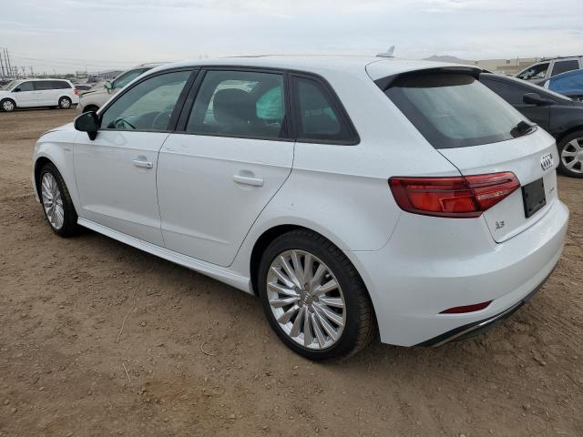 Obraz 2 z 2017 AUDI A3 E-TRON PREMIUM 2017 z VIN WAUUPBFF0HA104270