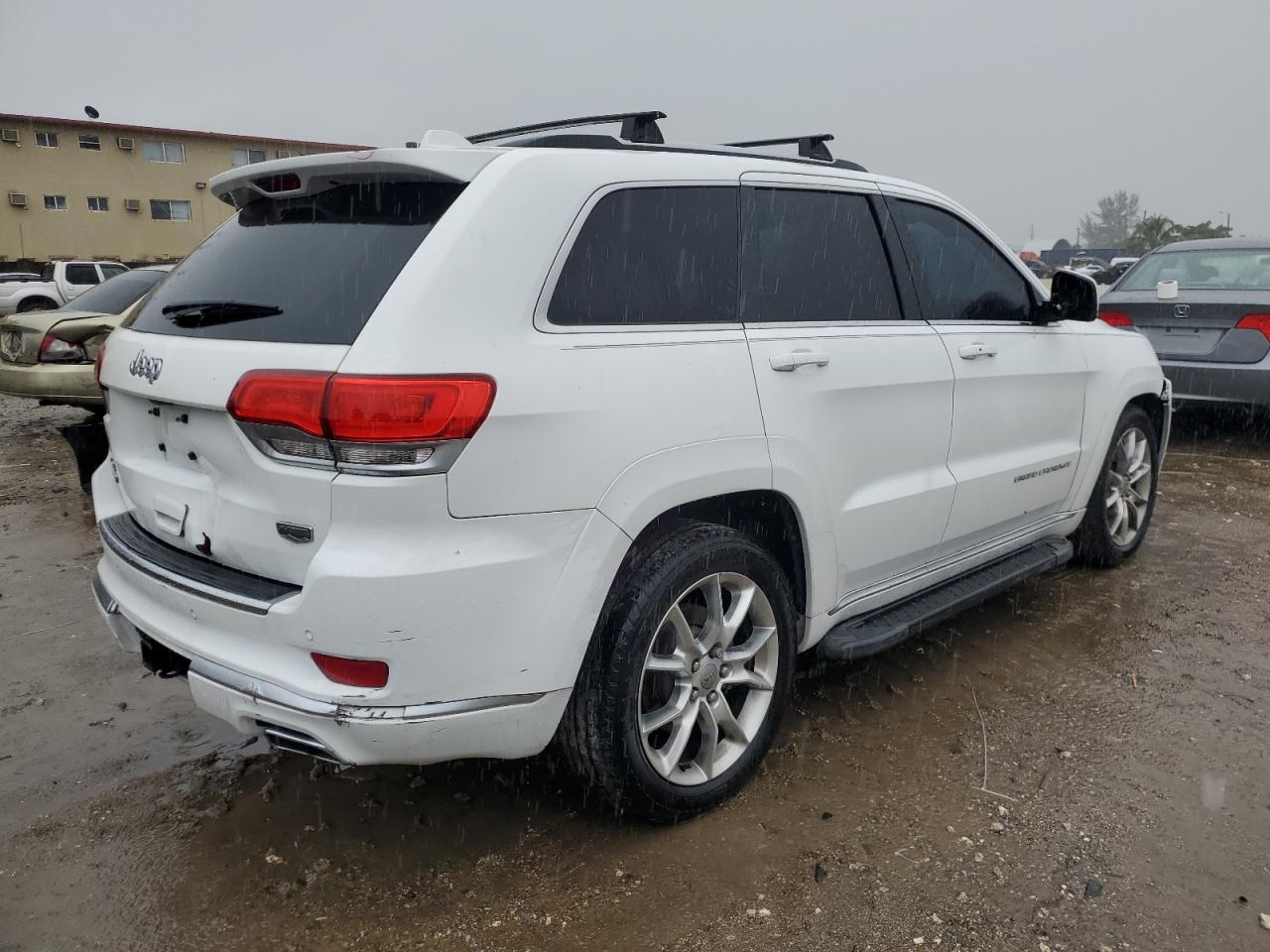 Obraz 3 z Jeep Grand Cherokee Summit 2015 z VIN 1C4RJFJM7FC243630