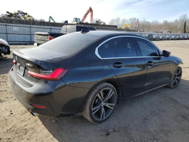 Obraz 3 z 2022 BMW 330XI  2022 z VIN 3MW5R7J02N8C43659