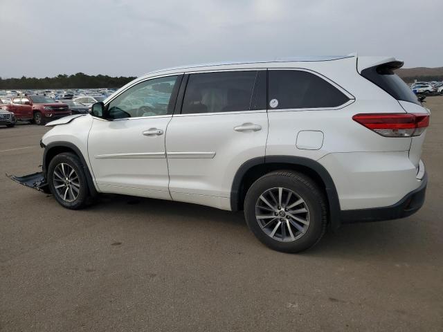 Изображение 2 2018 TOYOTA HIGHLANDER SE 2018 с VIN 5TDJZRFH1JS862959