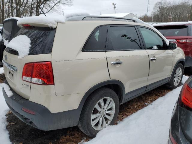 Image 3 of 2011 KIA SORENTO EX 2011 with VIN 5XYKUDA26BG039662