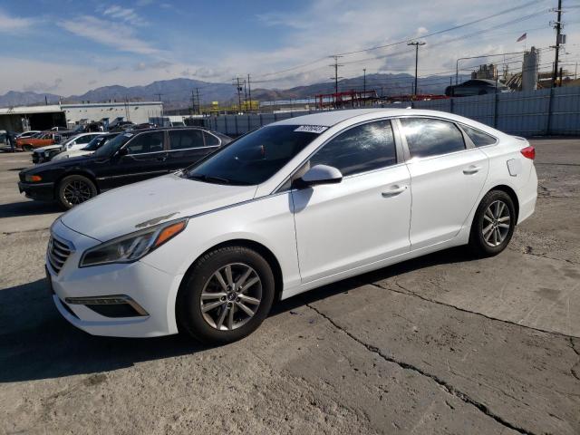 Obraz 1 z 2015 HYUNDAI SONATA SE 2015 z VIN 5NPE24AF7FH001393