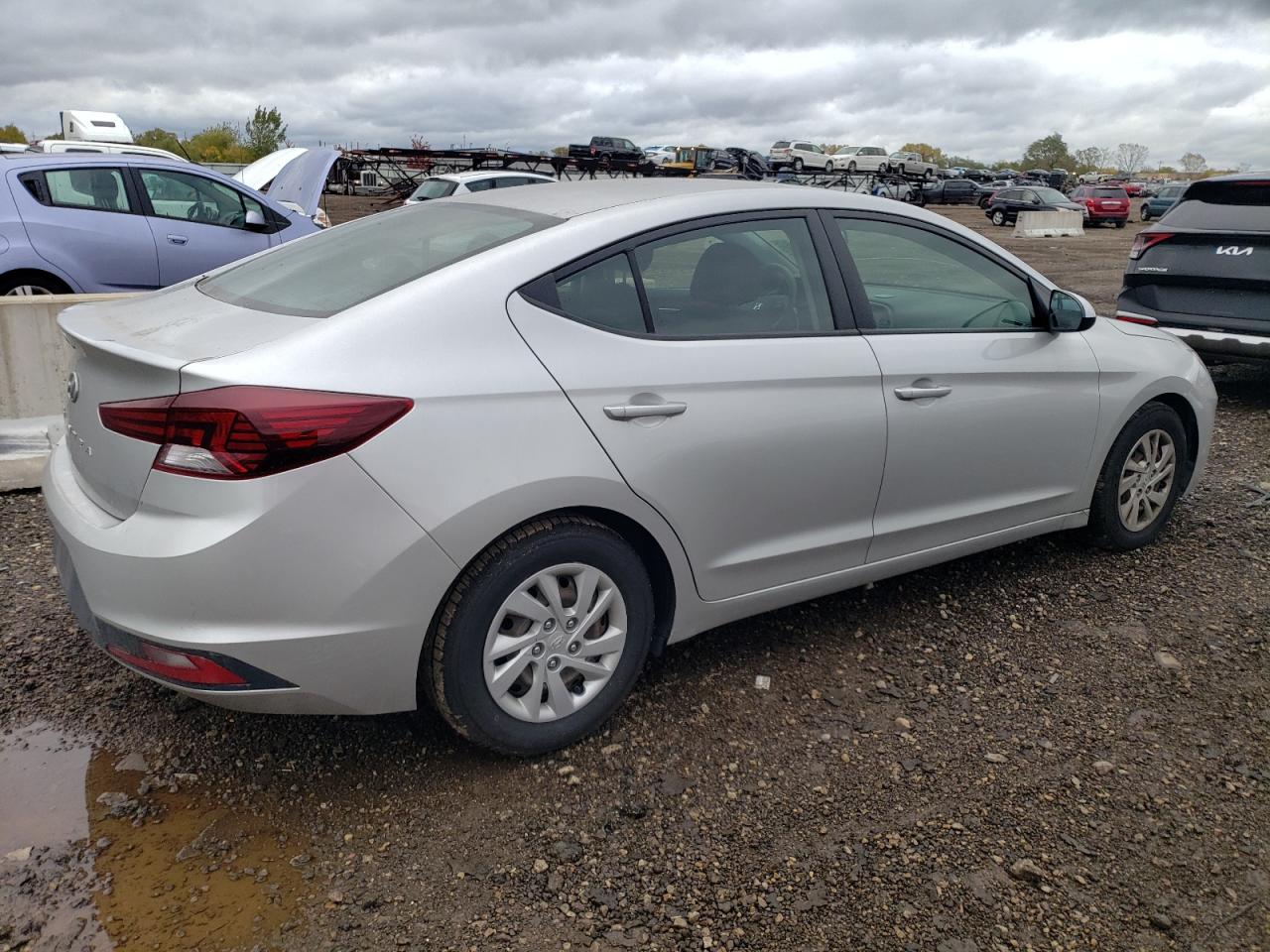 Изображение 3 2019 HYUNDAI ELANTRA SE 2019 с VIN 5NPD74LF4KH406566