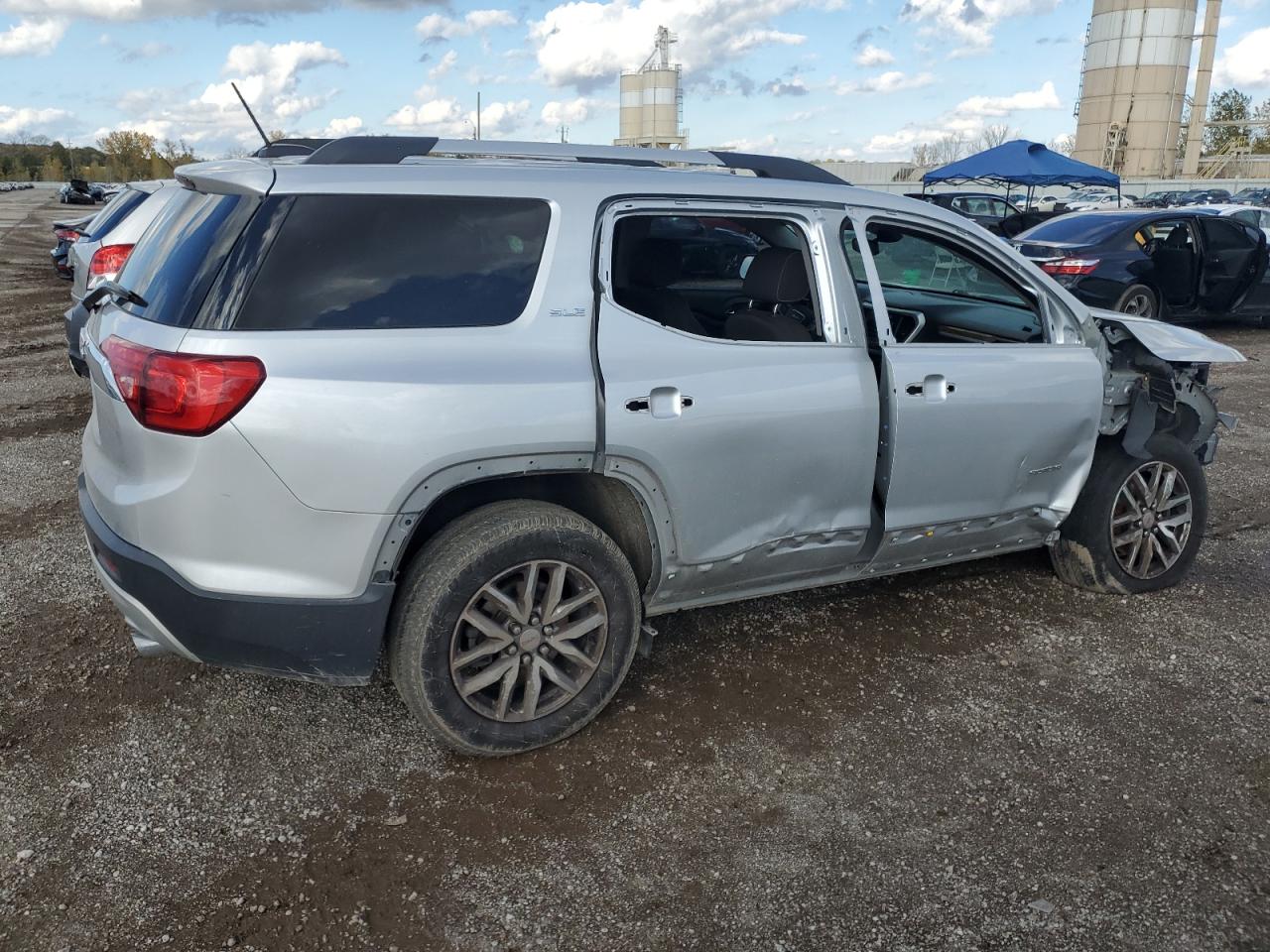 Obraz 3 z 2017 GMC ACADIA SLE 2017 z VIN 1GKKNLLS4HZ184556