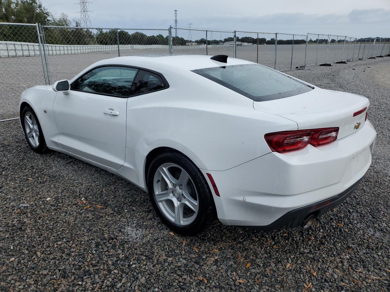 Изображение 2 2023 CHEVROLET CAMARO LS 2023 с VIN 1G1FB1RX0P0129451