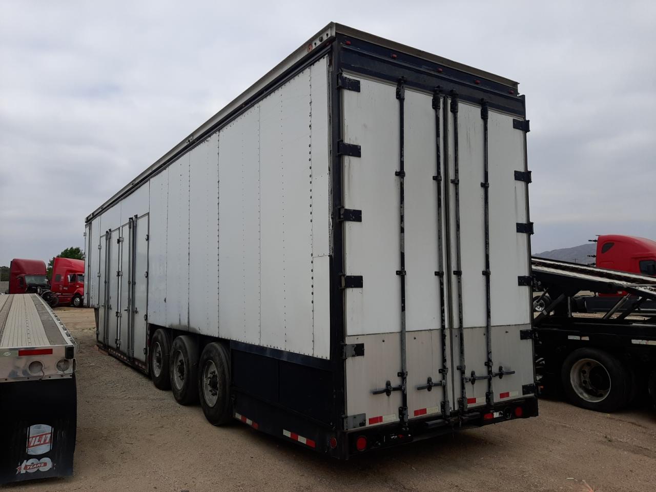 Image 3 of CAR HAULER 1987 with VIN 1D9AR7061HB016826