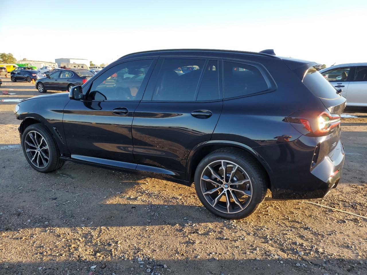 Obraz 2 z 2022 BMW X3 SDRIVE30I 2022 z VIN 5UX43DP08N9L93317