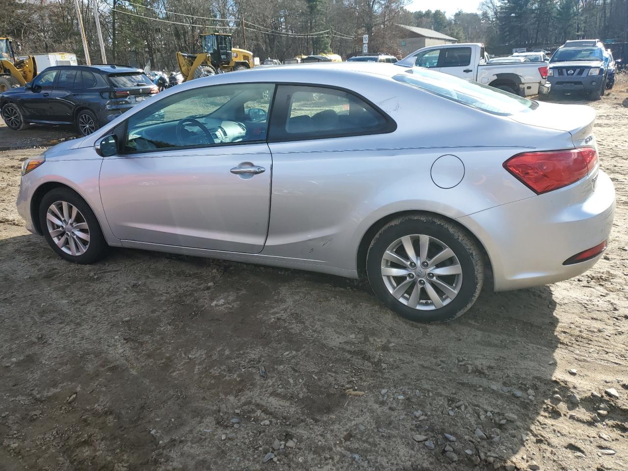 Изображение 2 2015 KIA FORTE EX 2015 с VIN KNAFX6A82F5266707