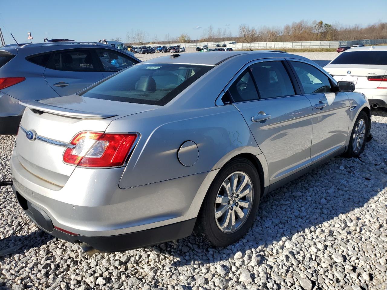 Изображение 3 2011 FORD TAURUS SHO 2011 с VIN 1FAHP2KT9BG112443