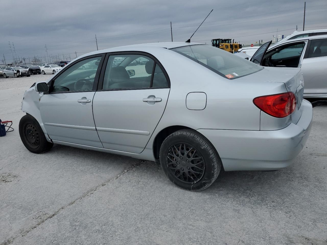Image 2 of 2007 TOYOTA COROLLA CE 2007 with VIN 1NXBR32E47Z913254