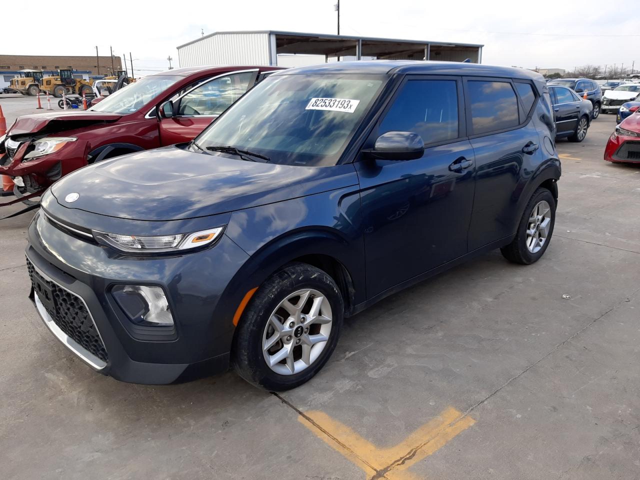 Изображение 1 2020 KIA SOUL LX 2020 с VIN KNDJ23AU2L7043039
