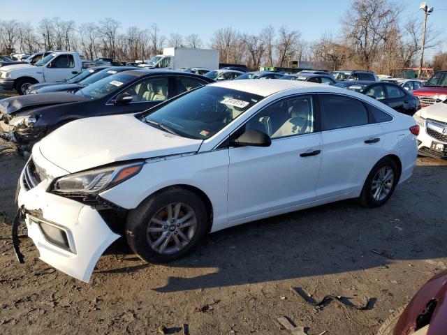 Image 1 of 2016 HYUNDAI SONATA SE 2016 with VIN 5NPE24AFXGH357550