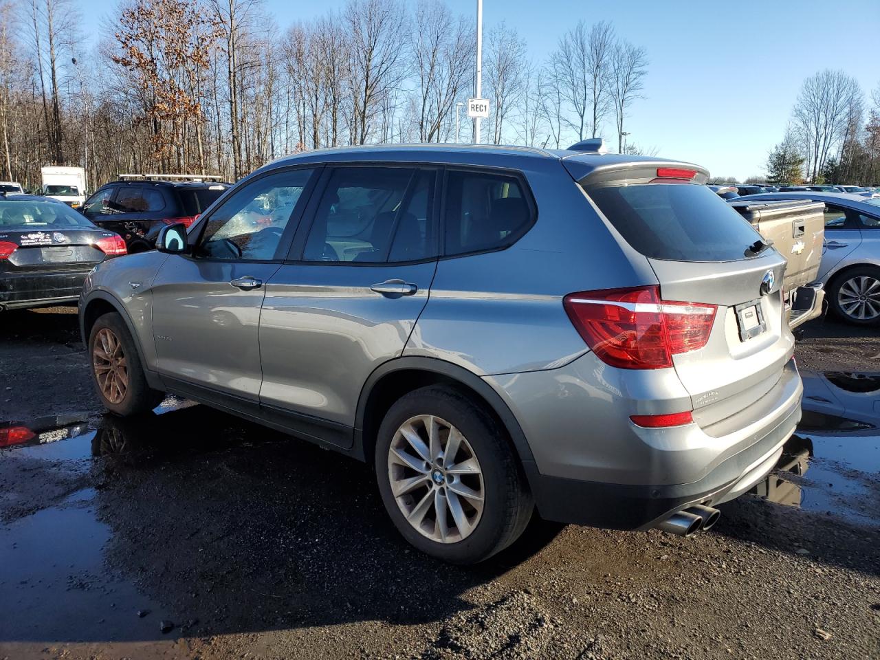 Image 2 of 2016 BMW X3 XDRIVE28I 2016 with VIN 5UXWX9C58G0D86065