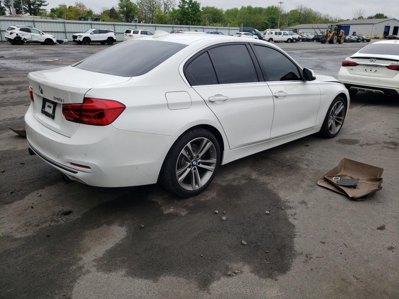 Image 3 of 2016 BMW 340 XI 2016 with VIN WBA8B7G55GNT14504