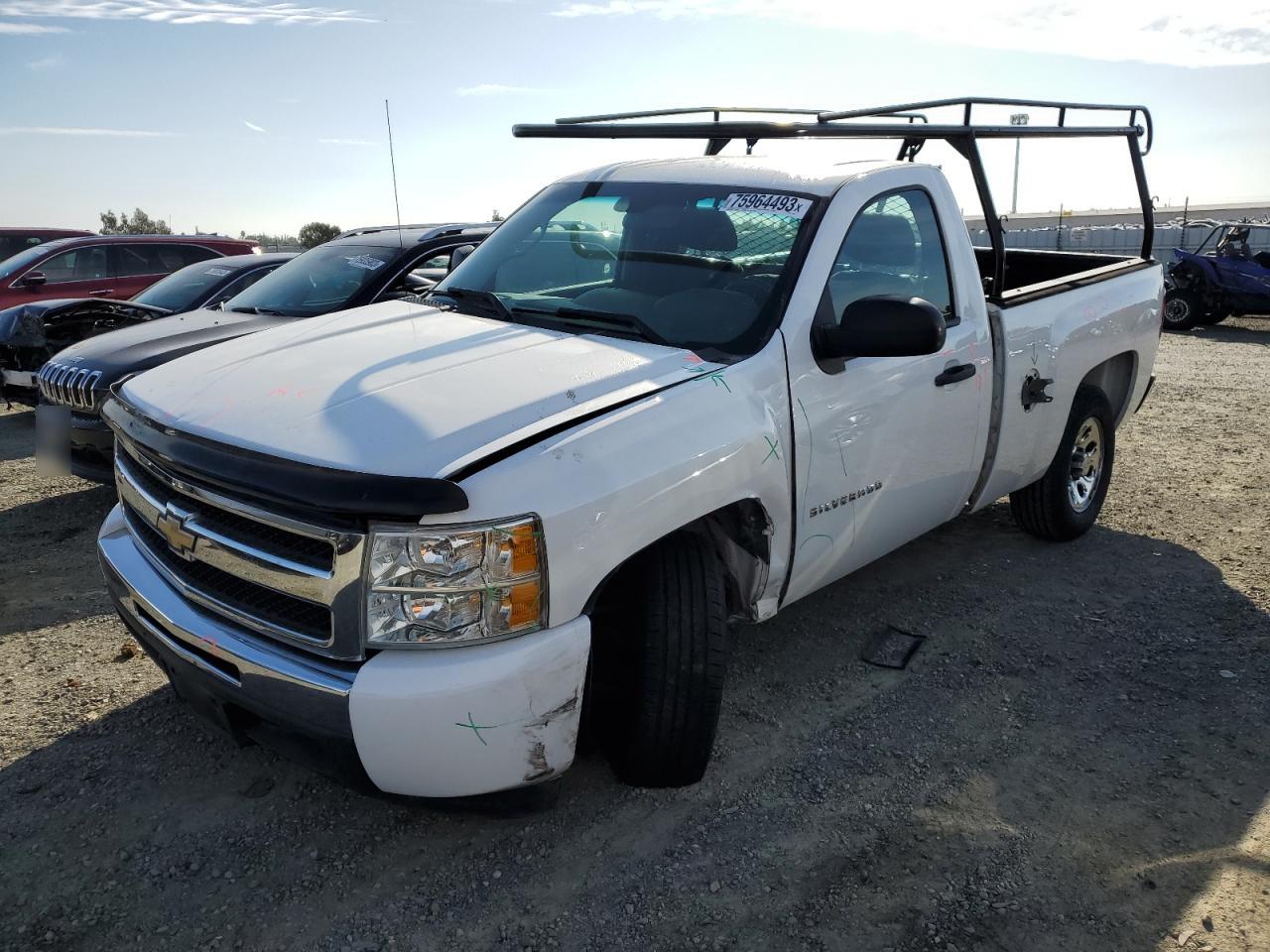 Obraz 1 z 2011 CHEVROLET SILVERADO C1500 2011 z VIN 1GCNCPEXXBZ141104