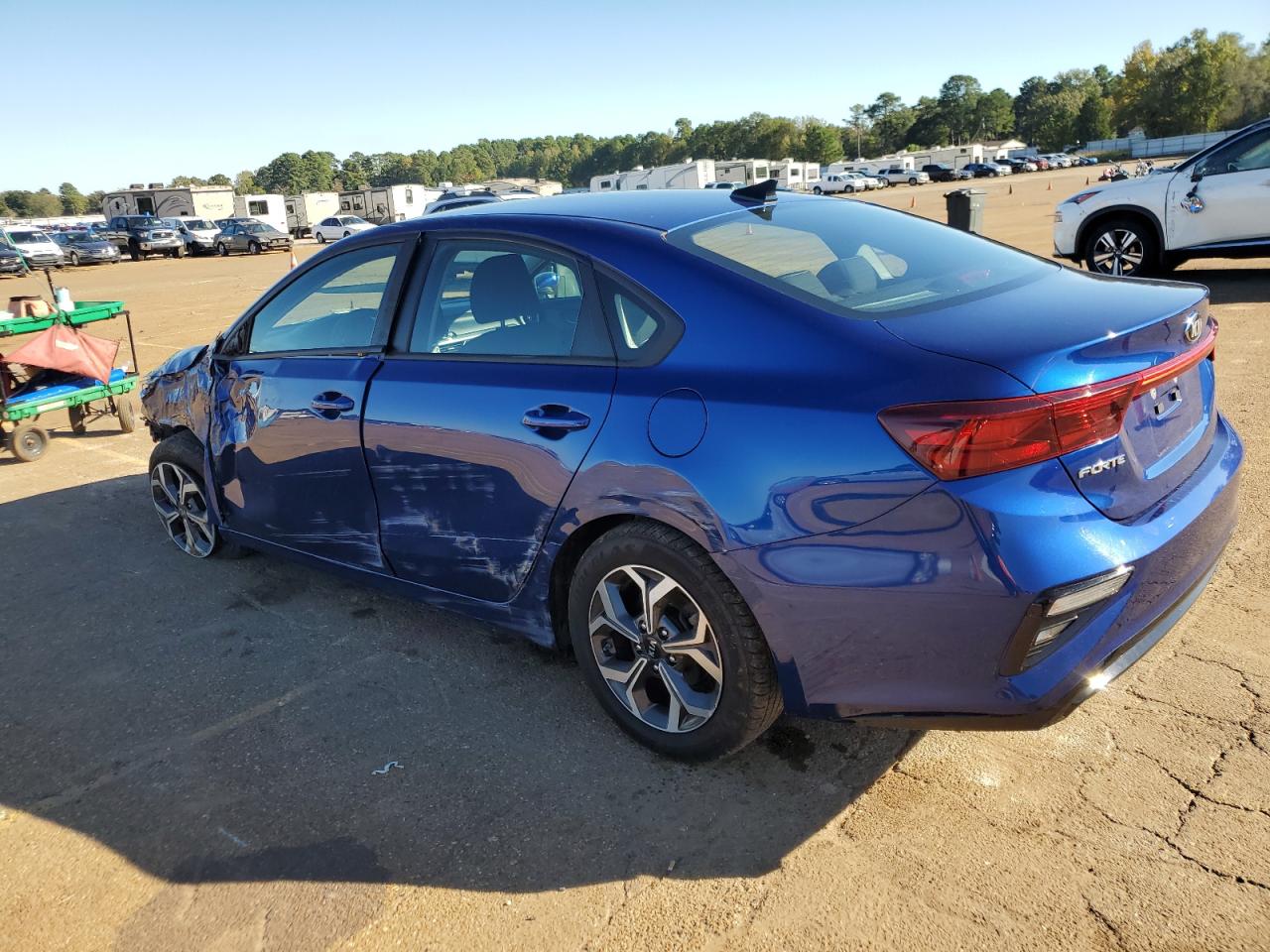 Изображение 2 2019 KIA FORTE FE 2019 с VIN 3KPF24ADXKE004404
