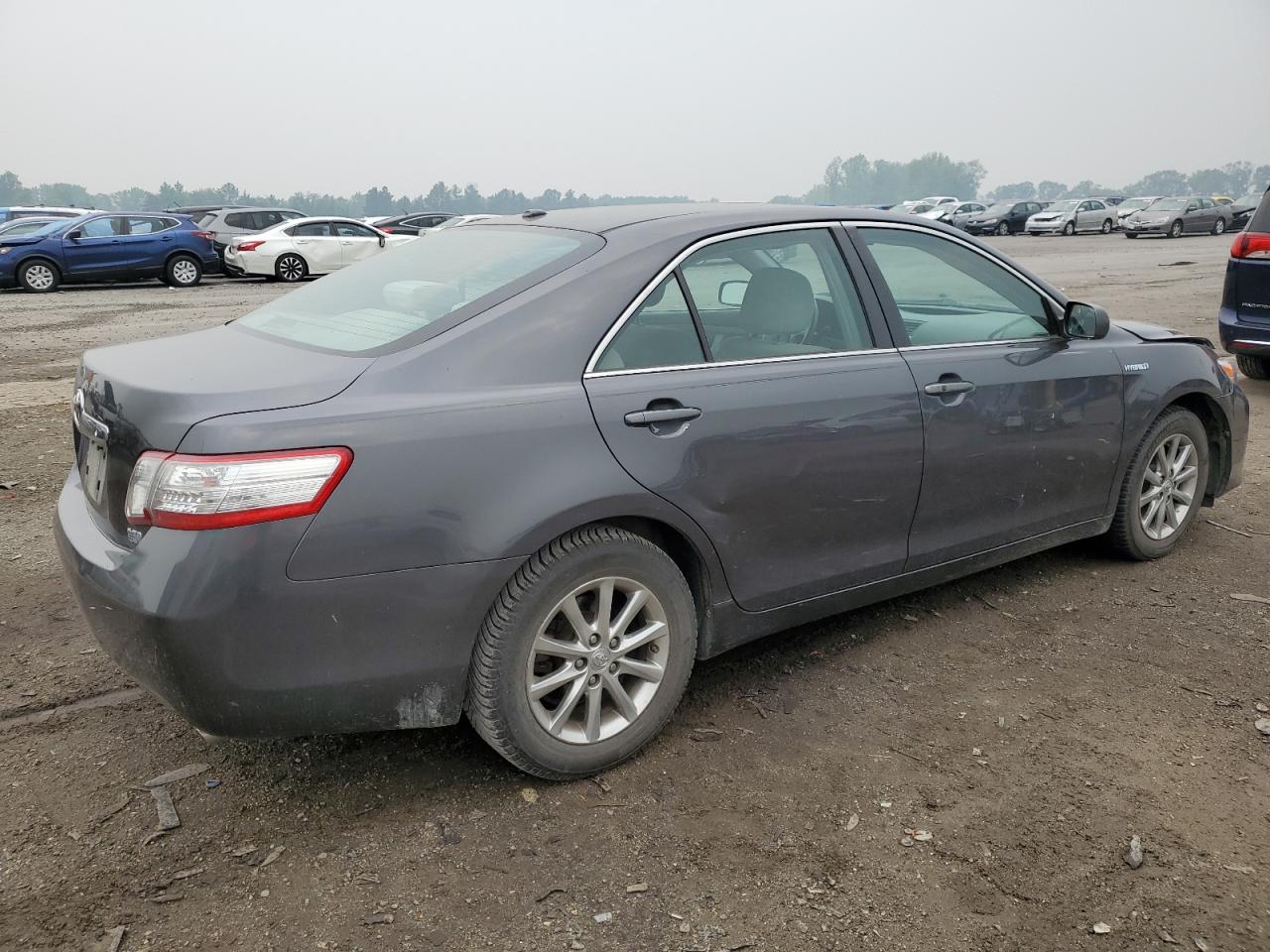 Image 3 of 2010 TOYOTA CAMRY HYBRID 2010 with VIN 4T1BB3EK2AU116563