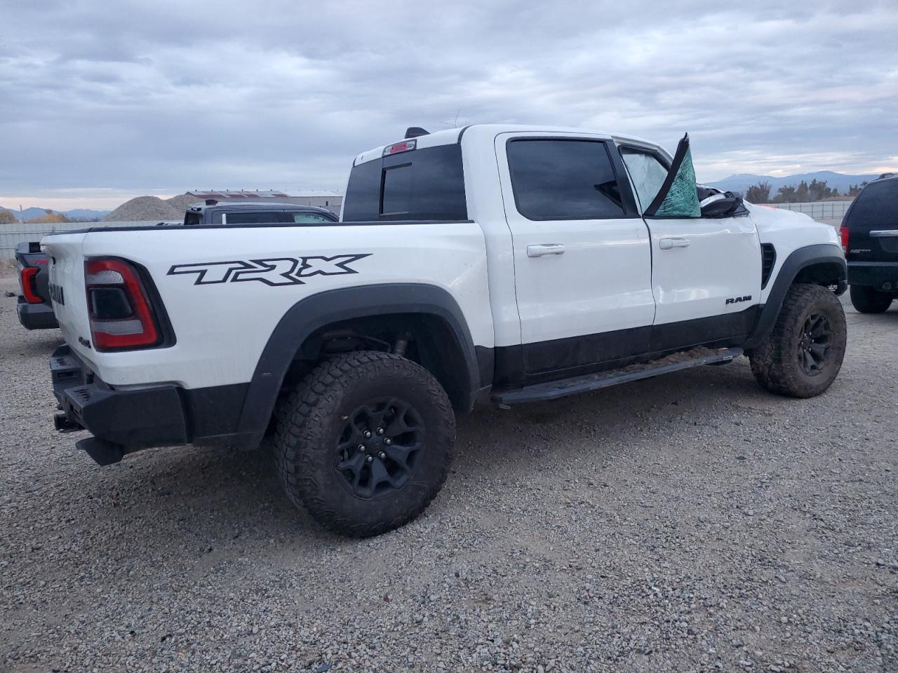 Obraz 3 z 2021 RAM 1500 TRX 2021 z VIN 1C6SRFU95MN905604