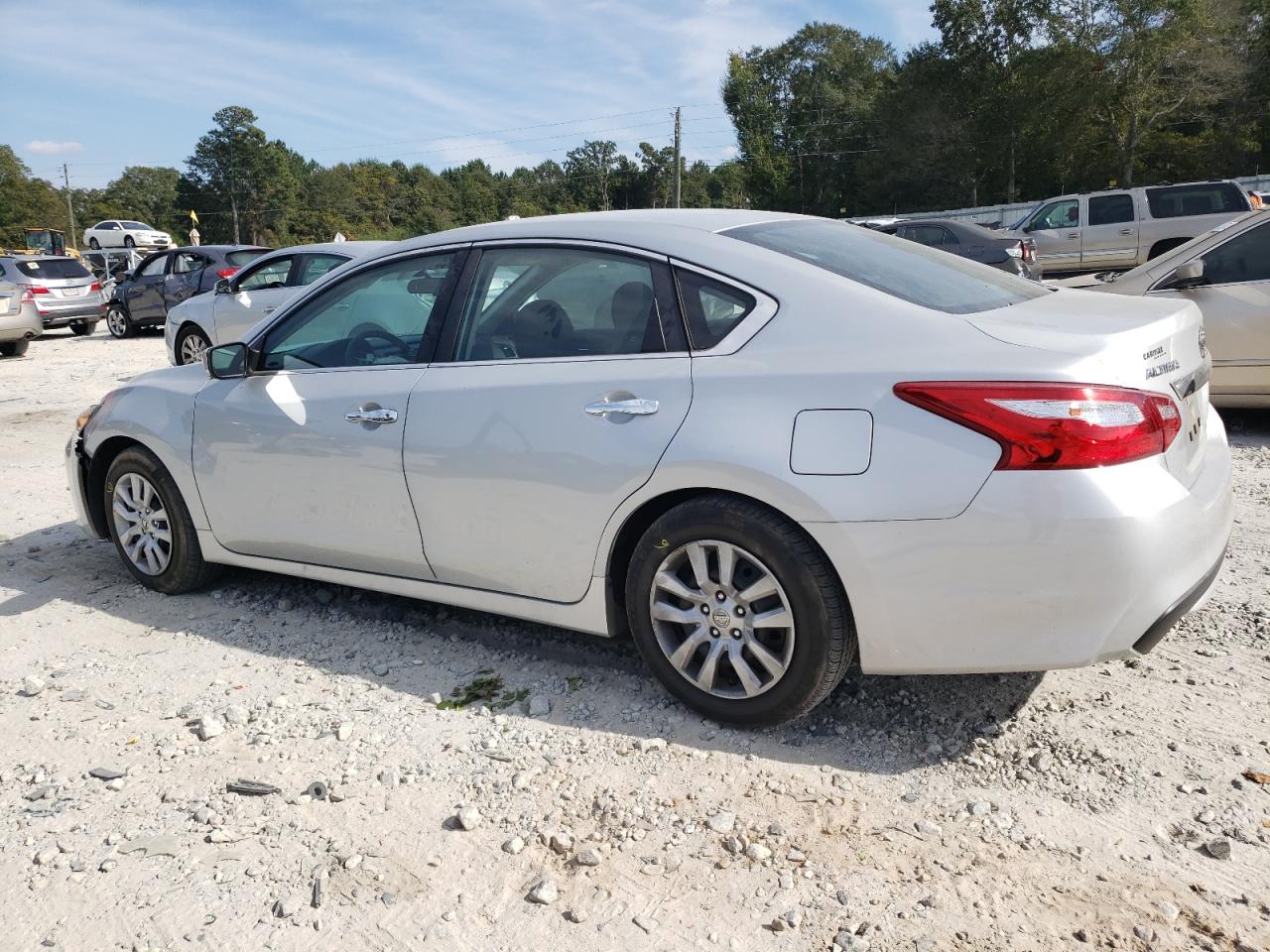 Image 2 of 2017 NISSAN ALTIMA 2.5 2017 with VIN 1N4AL3APXHN333299