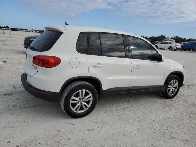 Image 3 of 2013 VOLKSWAGEN TIGUAN S 2013 with VIN WVGBV3AX5DW561185