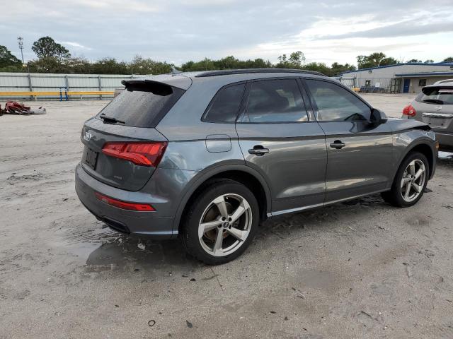 Image 3 of 2020 AUDI Q5 TITANIUM PREMIUM PLUS 2020 with VIN WA1ENAFY1L2111234