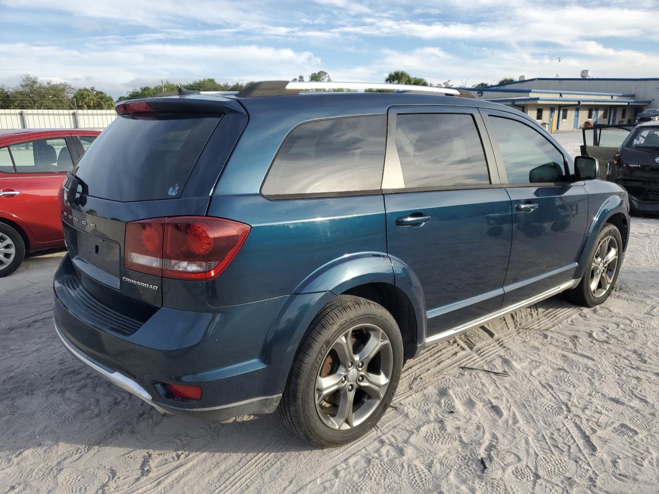 Image 3 of 2015 DODGE JOURNEY CROSSROAD 2015 with VIN 3C4PDCGG9FT611292
