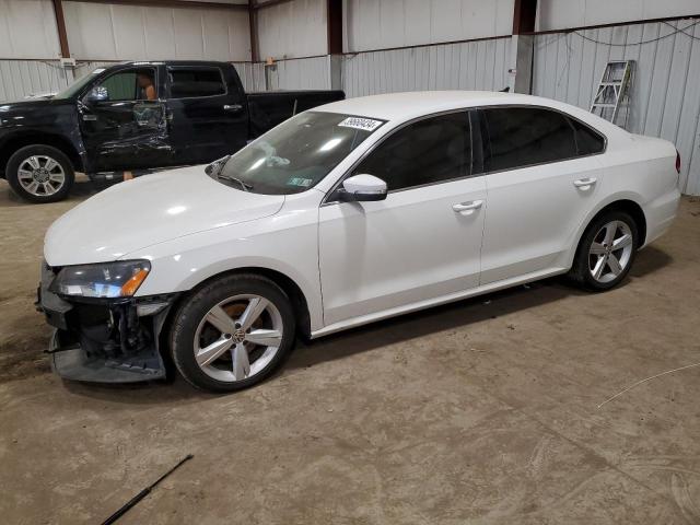 Image 1 of 2014 VOLKSWAGEN PASSAT SE 2014 with VIN 1VWBT7A3XEC082694