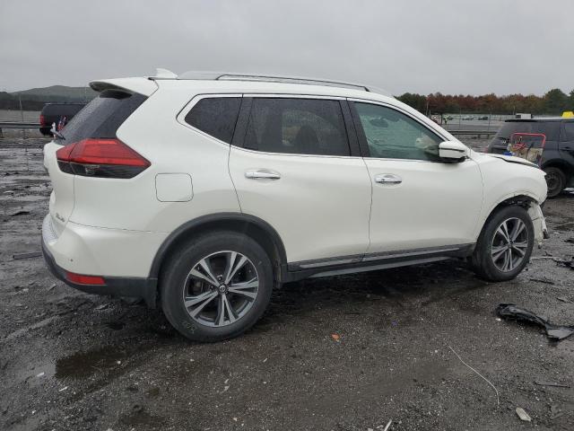 Image 3 of 2017 NISSAN ROGUE SV 2017 with VIN 5N1AT2MV0HC829038