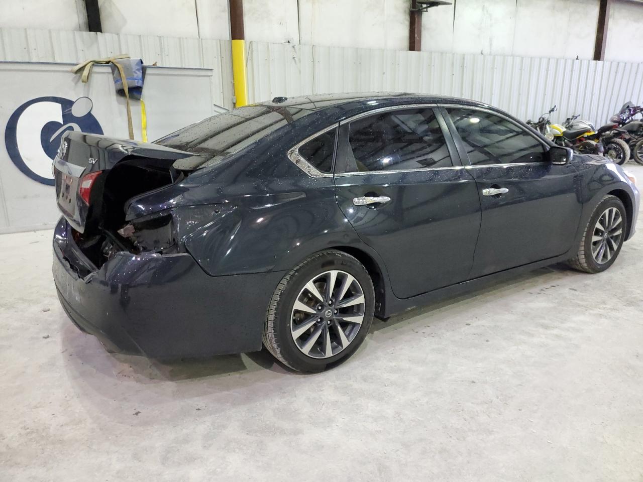 Изображение 3 2017 NISSAN ALTIMA 2.5 2017 с VIN 1N4AL3AP9HC221315