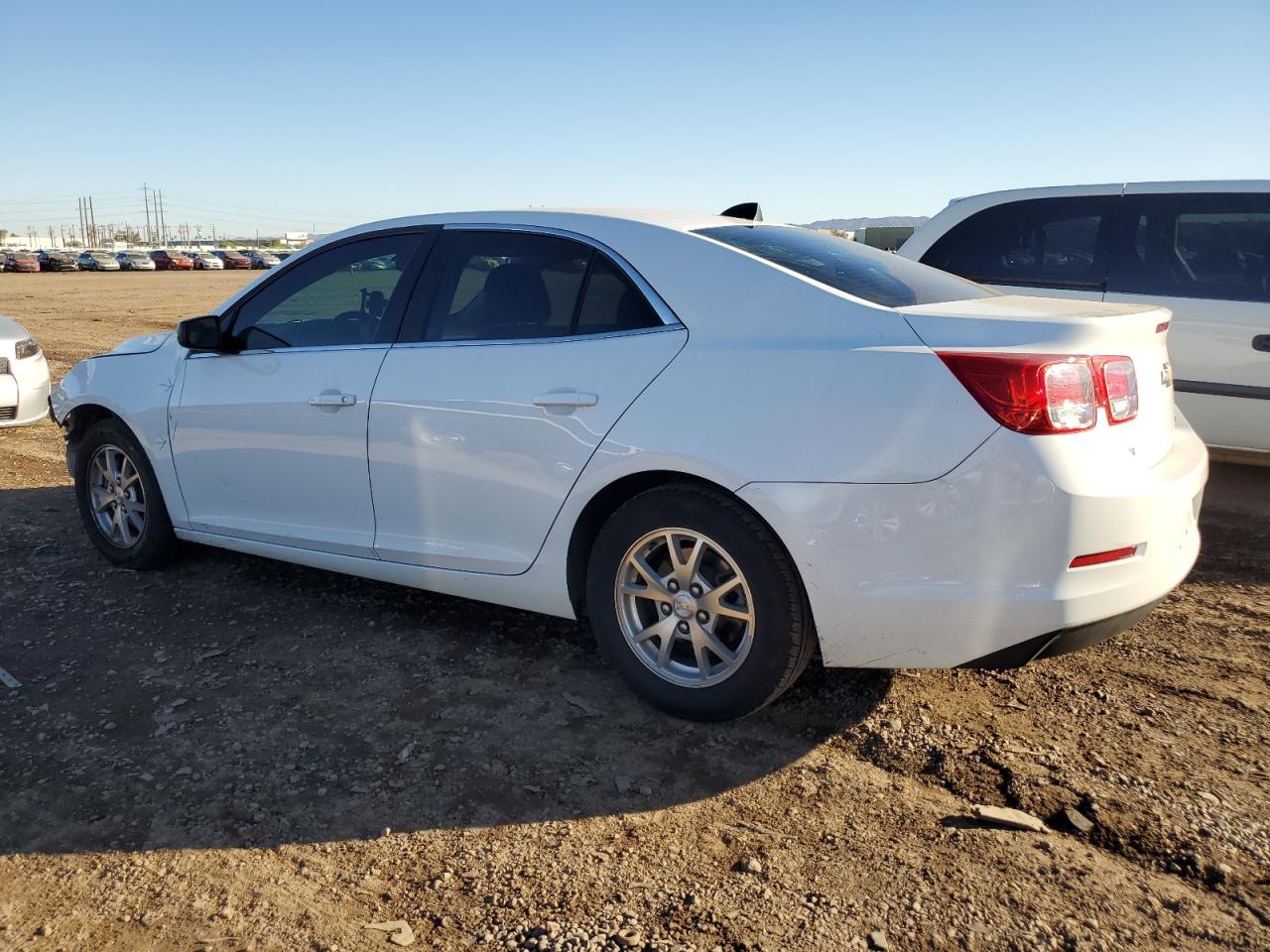Изображение 2 2014 CHEVROLET MALIBU LS 2014 с VIN 1G11A5SLXEF243754