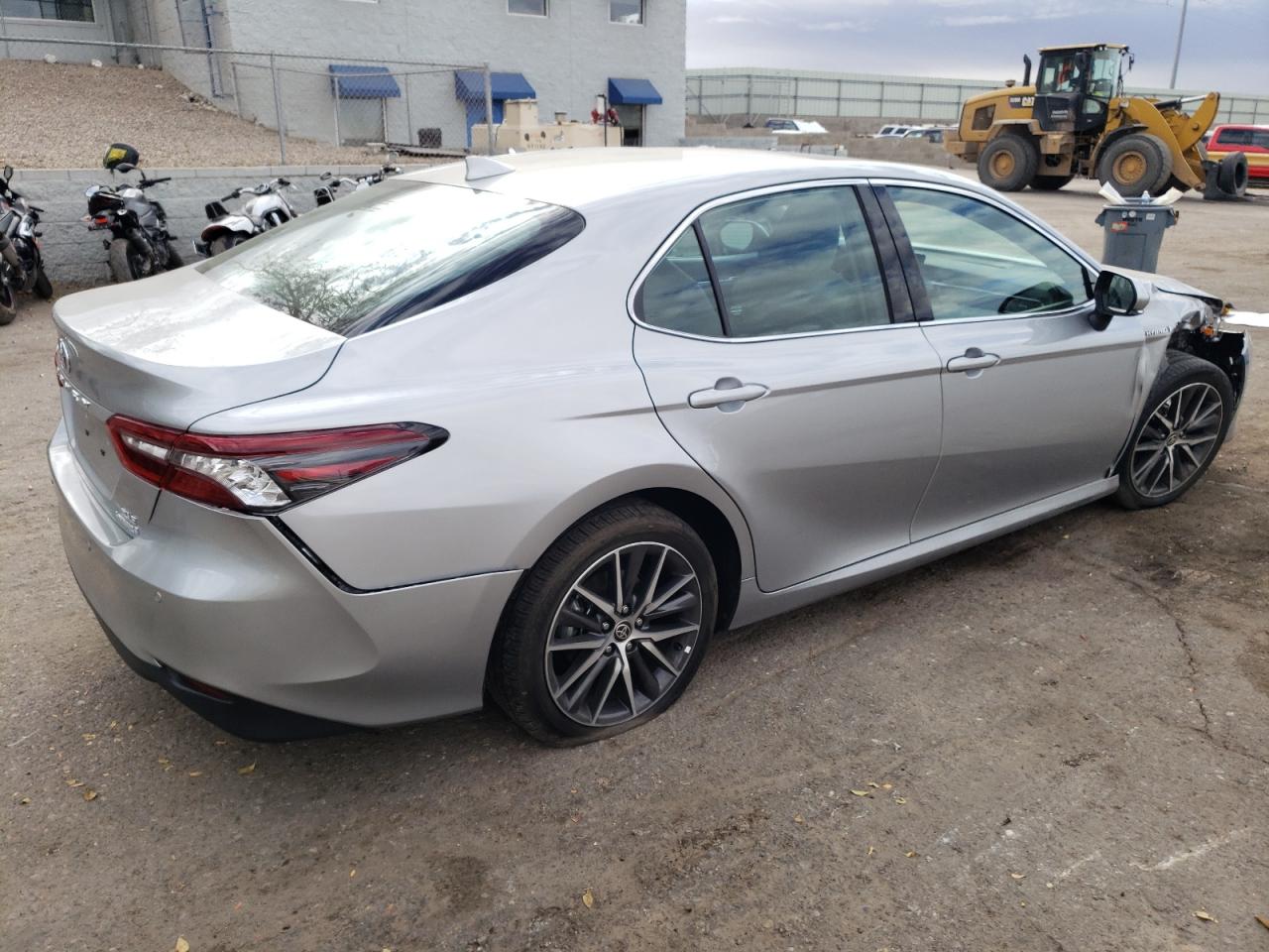 Obraz 3 z 2021 TOYOTA CAMRY XLE 2021 z VIN 4T1F31AK9MU546782