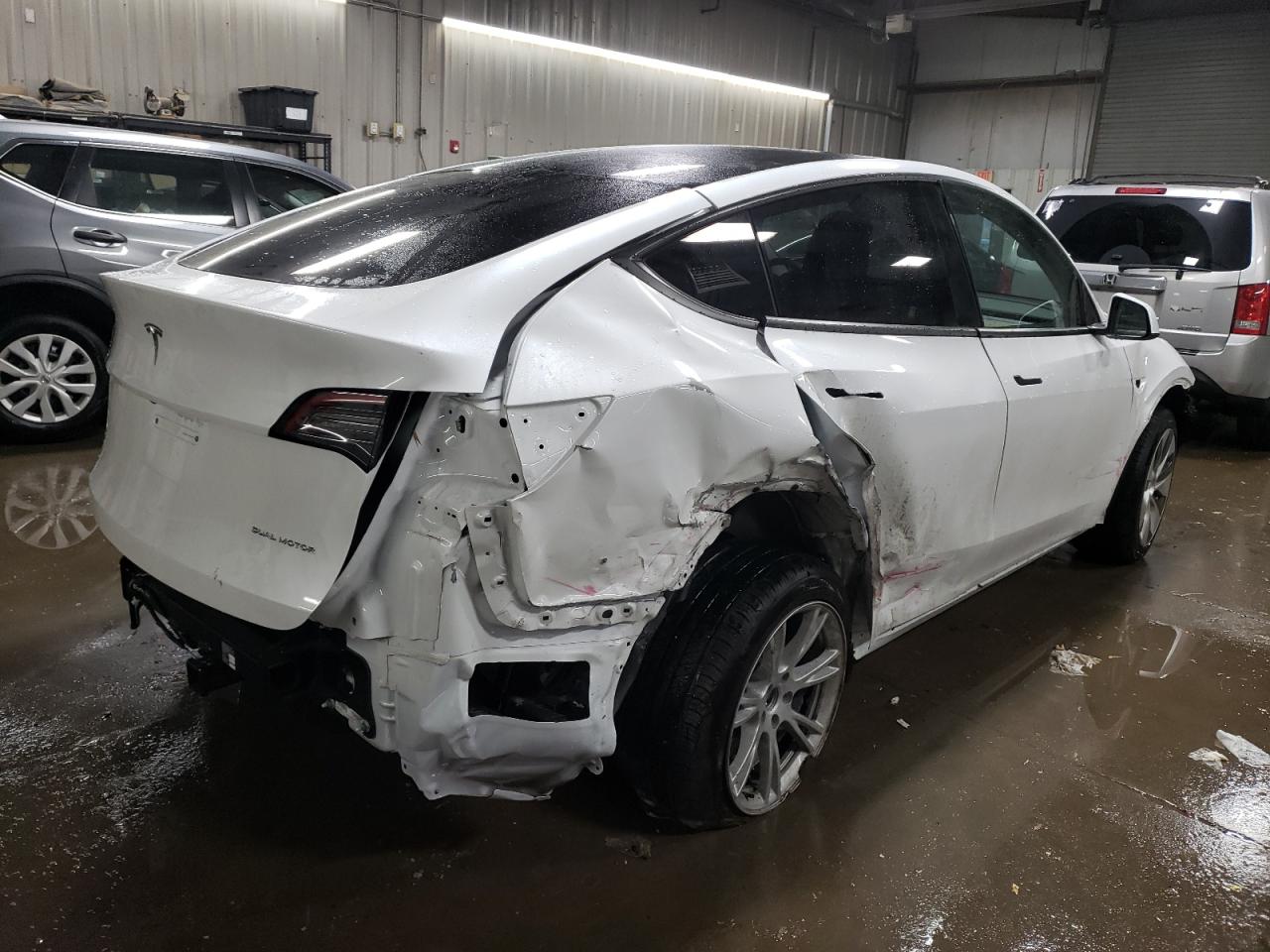 Image 3 of 2023 TESLA MODEL Y  2023 with VIN 7SAYGDEE2PF808343