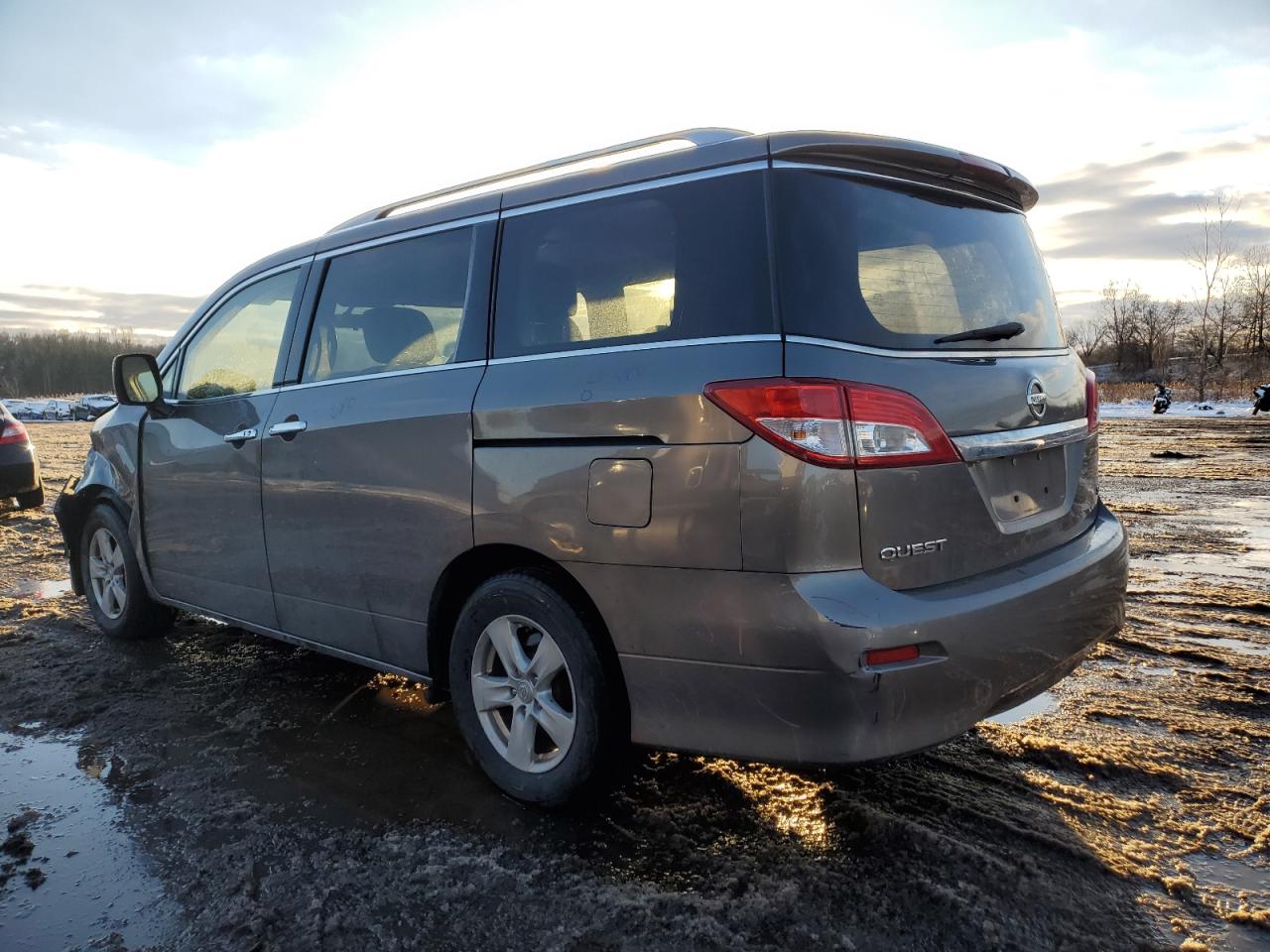 Obraz 2 z 2016 NISSAN QUEST S 2016 z VIN JN8AE2KP0G9150857