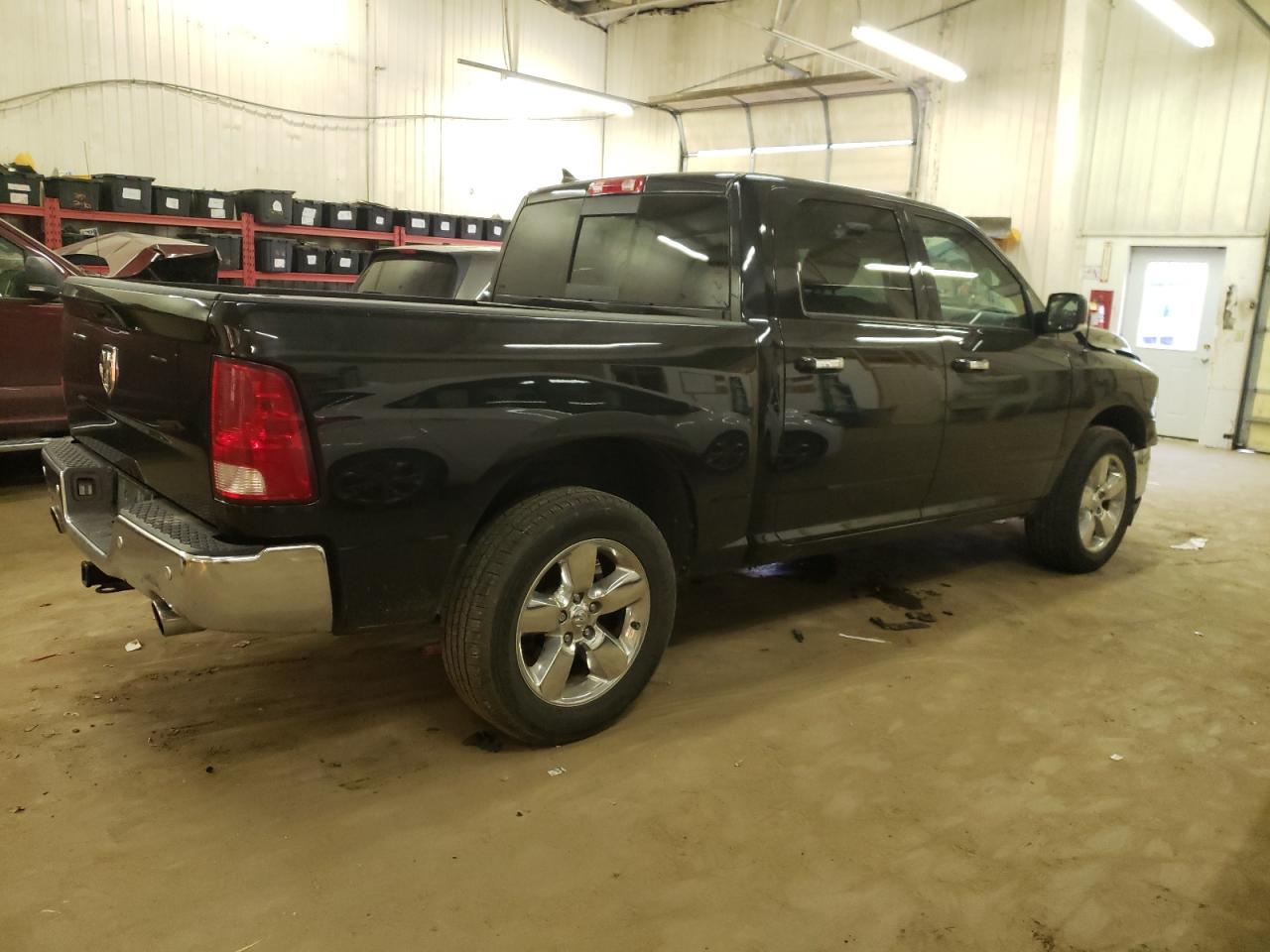 Obraz 3 z 2016 RAM 1500 SLT 2016 z VIN 1C6RR7LT0GS235662
