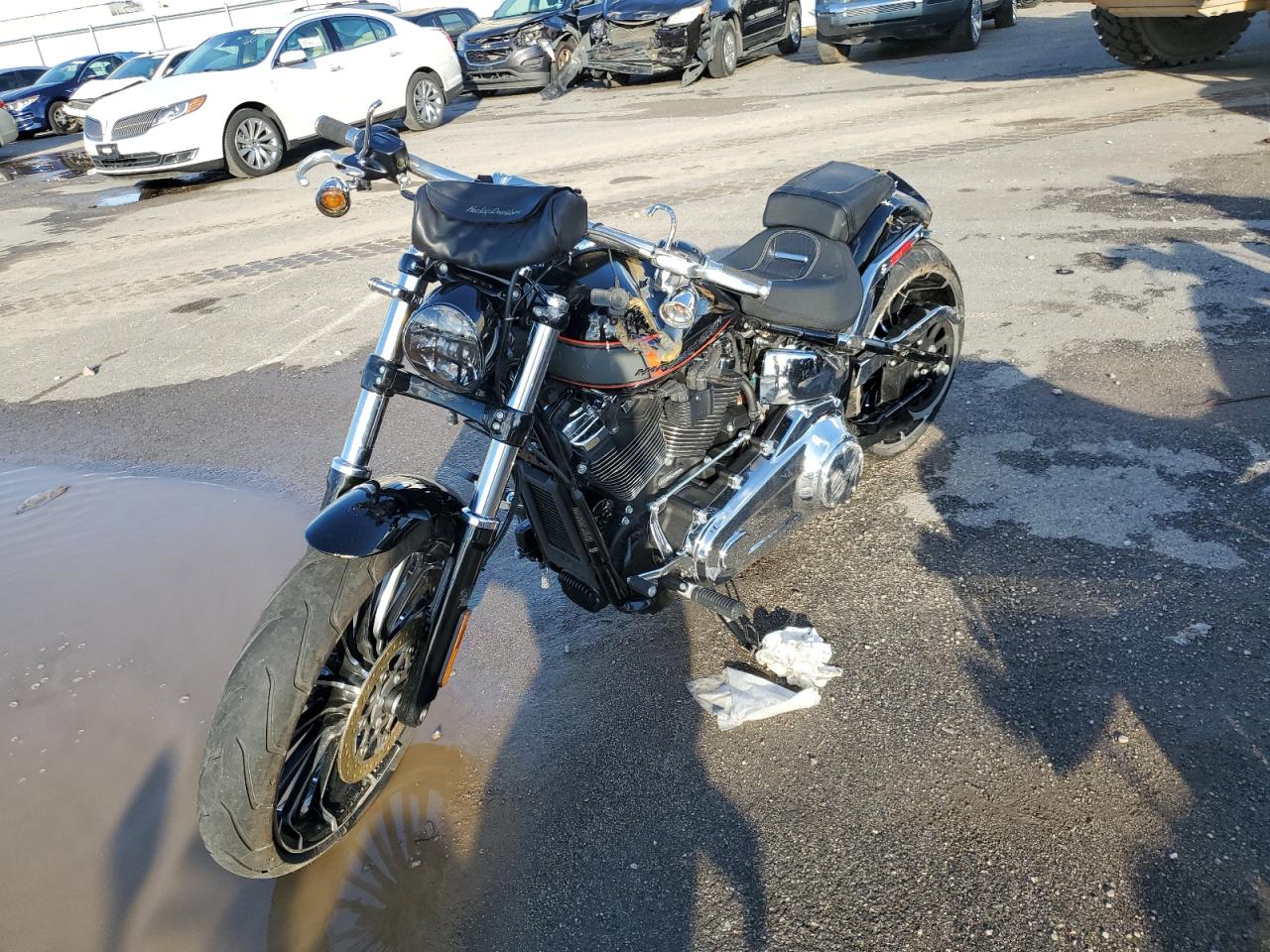 Obraz 2 z 2023 HARLEY-DAVIDSON FXBR  2023 z VIN 1HD1YEZ19PB024560