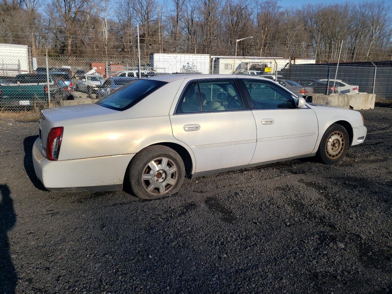 Image 3 of 2005 CADILLAC DEVILLE  2005 with VIN 1G6KD54Y55U124536