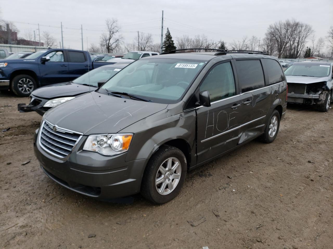 2010 CHRYSLER TOWN & COUNTRY TOURING 2010 image