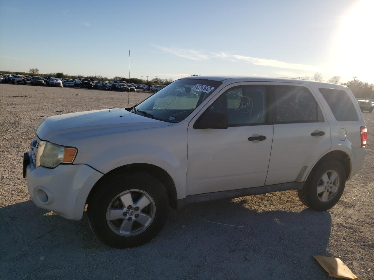 Изображение 1 2009 FORD ESCAPE XLS 2009 с VIN 1FMCU02789KA99871