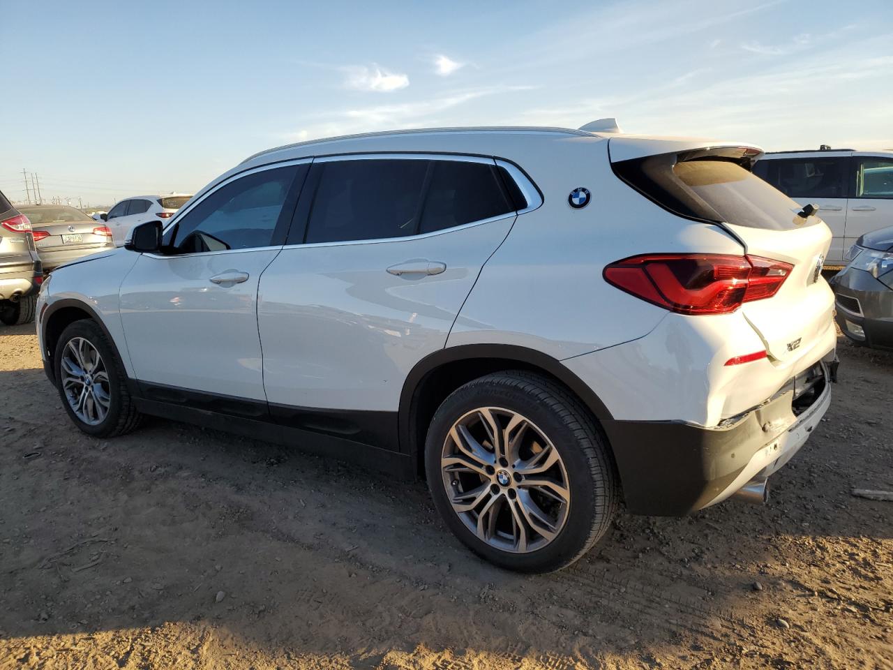 Image 2 of 2020 BMW X2 XDRIVE28I 2020 with VIN WBXYJ1C06L5P30359