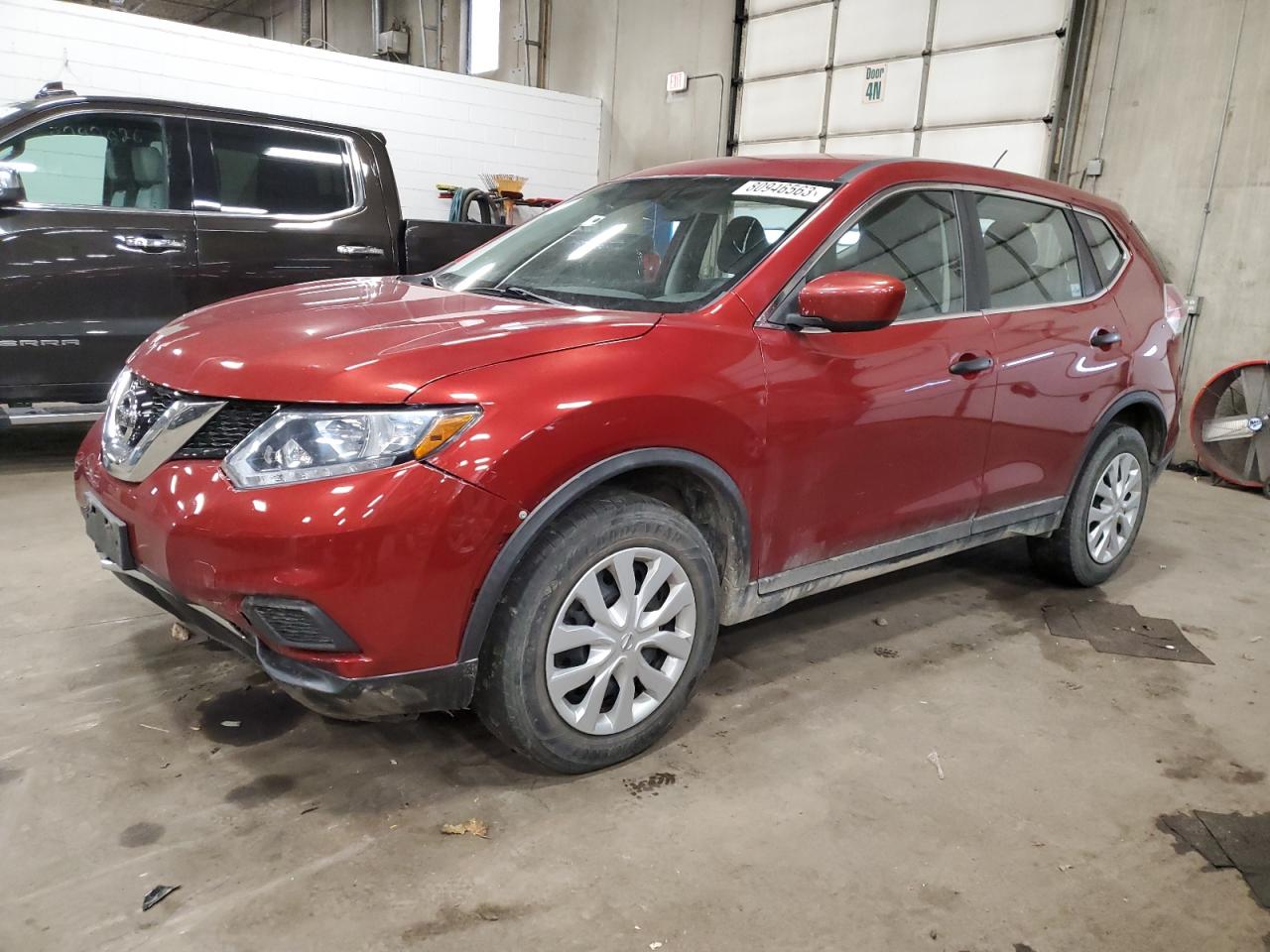 Image 1 of 2016 NISSAN ROGUE S 2016 with VIN KNMAT2MV2GP737537