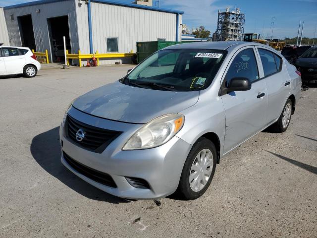 Obraz 2 z 2013 NISSAN VERSA S 2013 z VIN 3N1CN7AP8DL843166