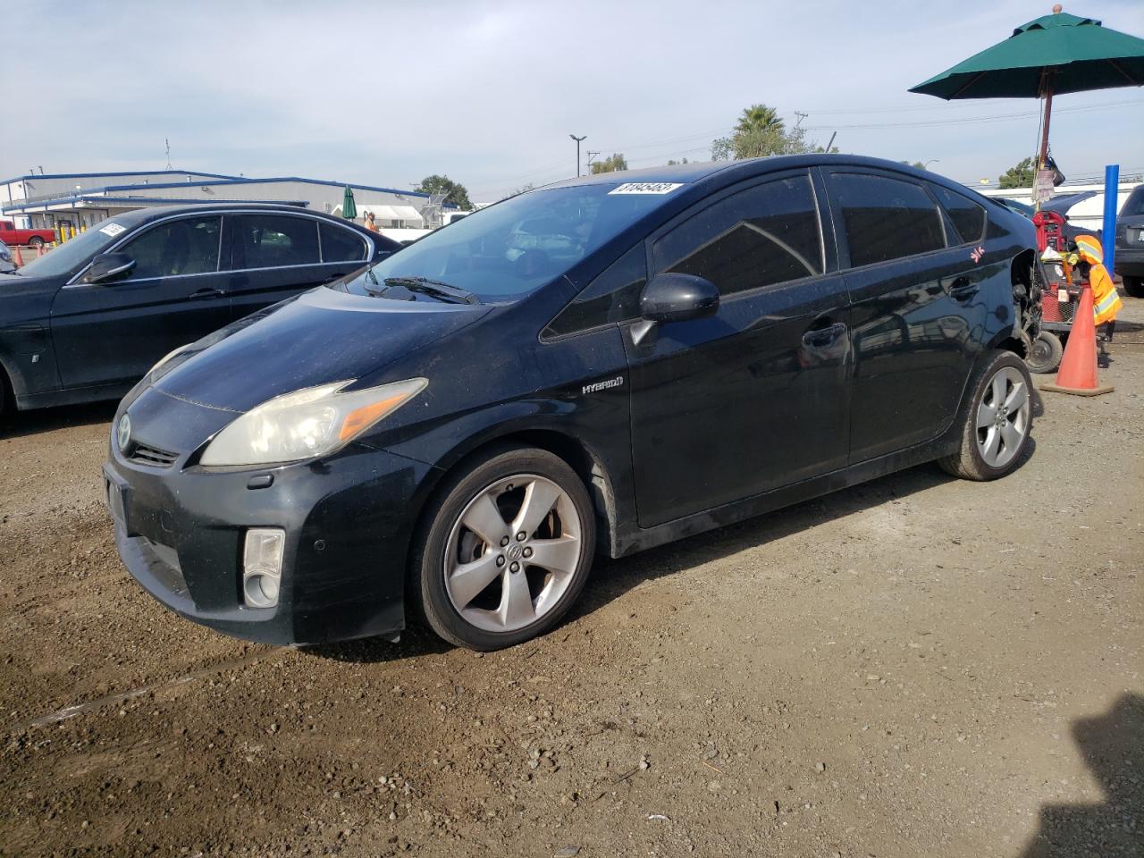 Image 1 of 2011 TOYOTA PRIUS  2011 with VIN JTDKN3DU7B0309069