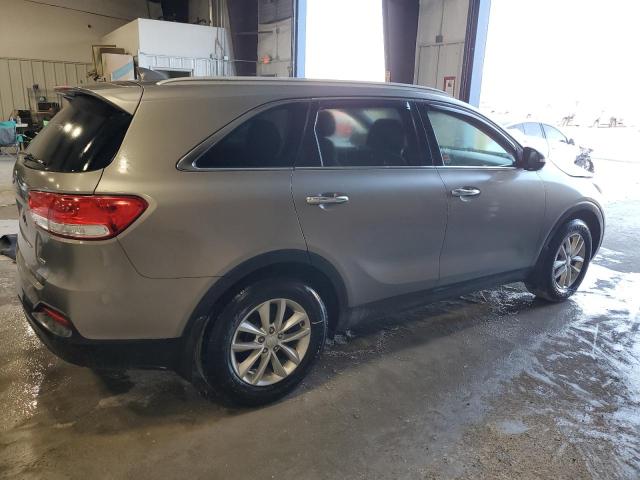 Obraz 3 z 2016 KIA SORENTO LX 2016 z VIN 5XYPG4A32GG015694