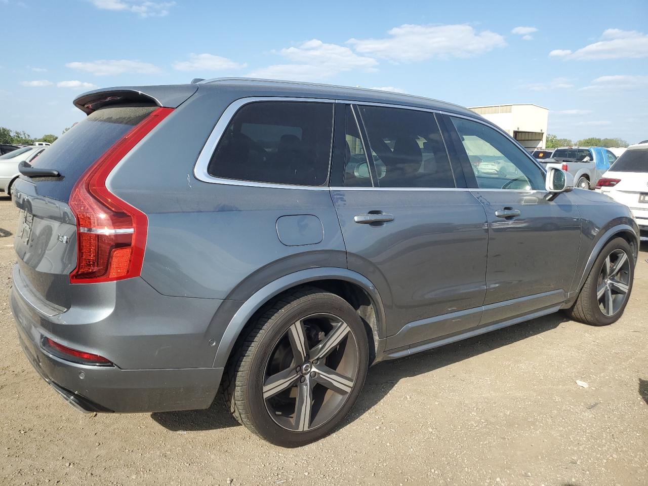 Obraz 3 z 2016 VOLVO XC90 T6 2016 z VIN YV4A22PM6G1057498