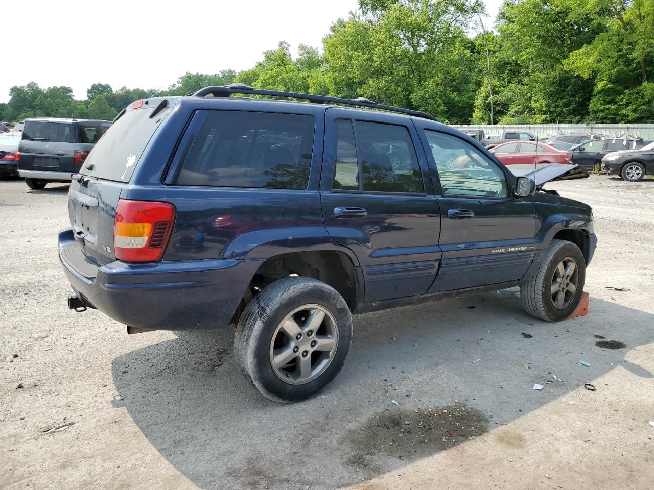Image 3 of 2004 JEEP GRAND CHEROKEE LIMITED 2004 with VIN 1J4GW58N34C130198