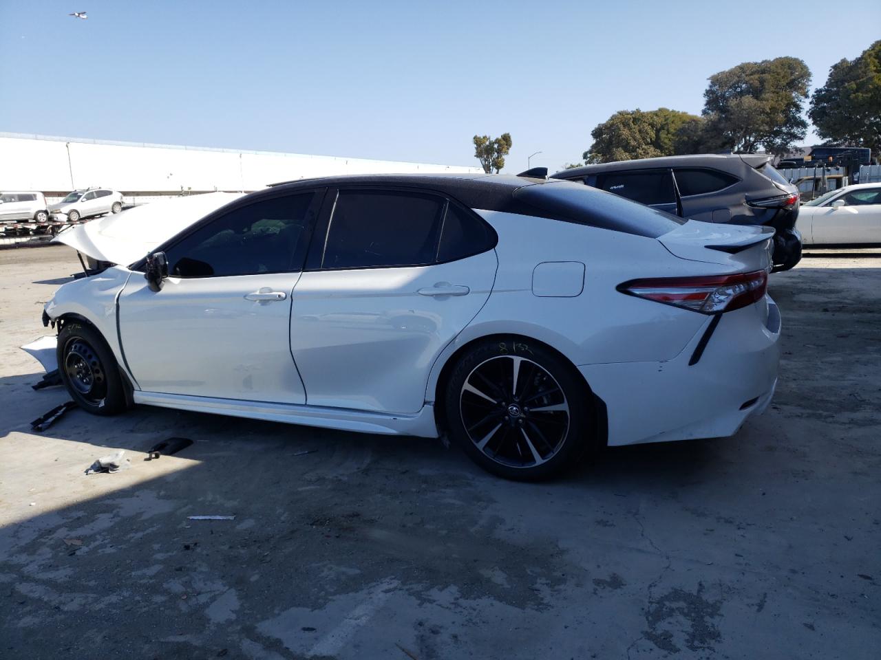 Изображение 2 2019 TOYOTA CAMRY XSE 2019 с VIN 4T1B61HK2KU160116