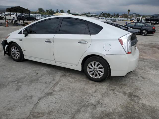 Image 2 of 2013 TOYOTA PRIUS PLUG-IN  2013 with VIN JTDKN3DP0D3044202