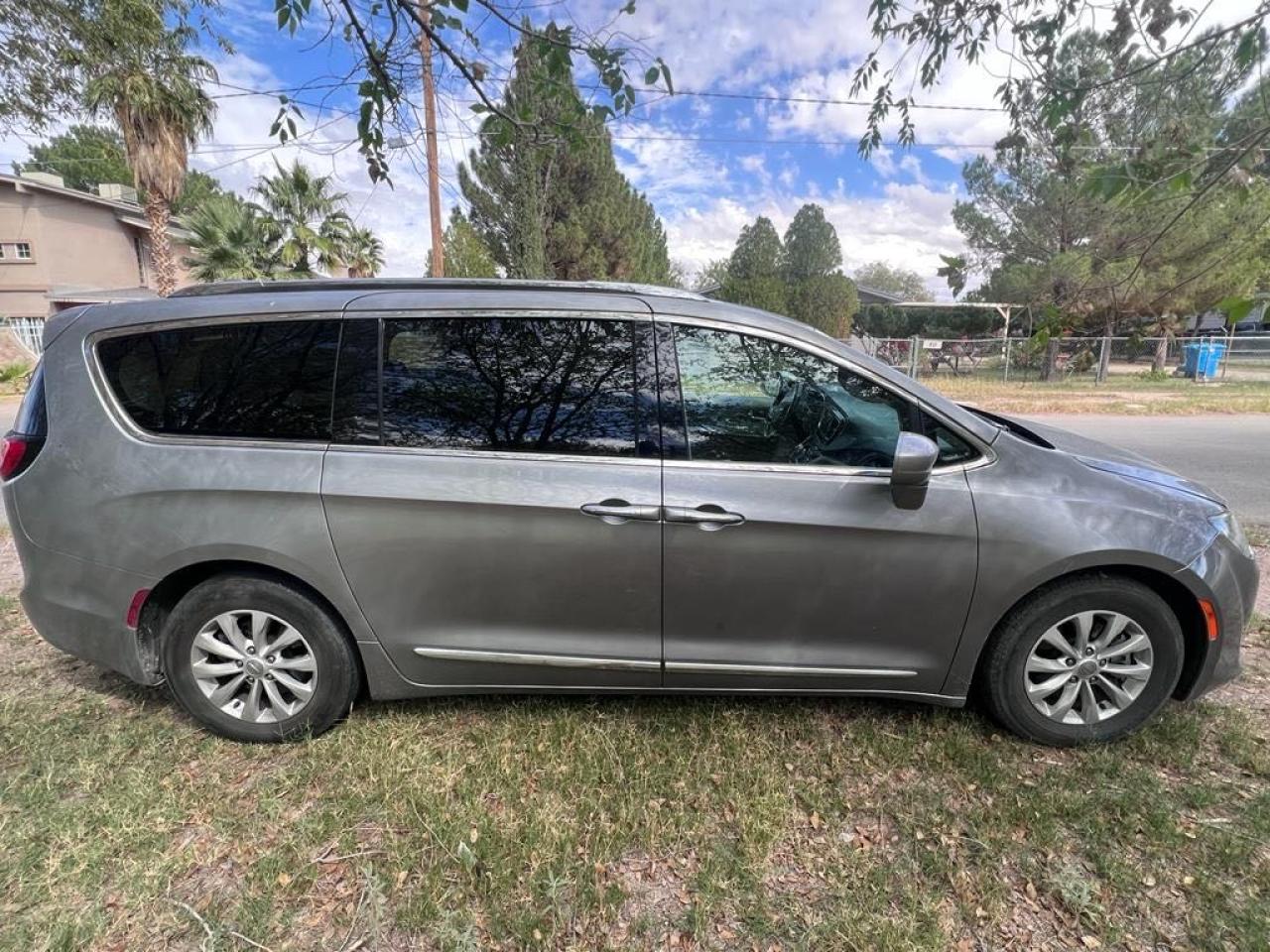 2019 CHRYSLER PACIFICA TOURING L 2019 image