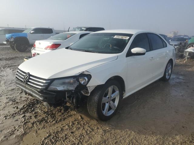 Obraz 1 z 2014 VOLKSWAGEN PASSAT S 2014 z VIN 1VWAT7A39EC050685