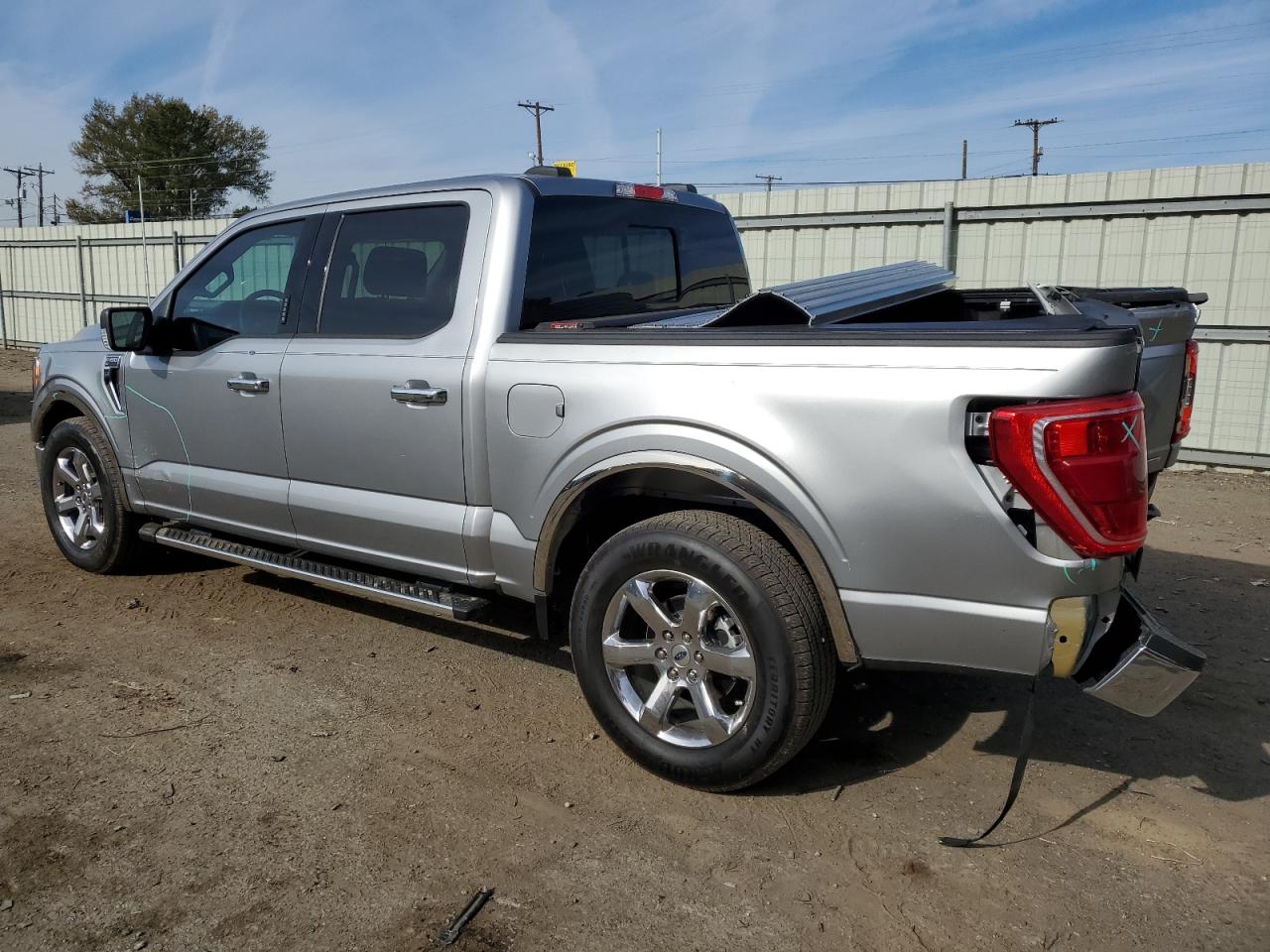 Obraz 2 z 2023 FORD F150 SUPERCREW 2023 z VIN 1FTEW1CP2PKD37335